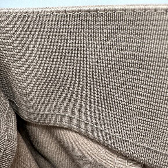 LANE BRYANT NWT Allie Sexy Stretch Straight Leg Pant in Khaki // 28R - Picture 10 of 13